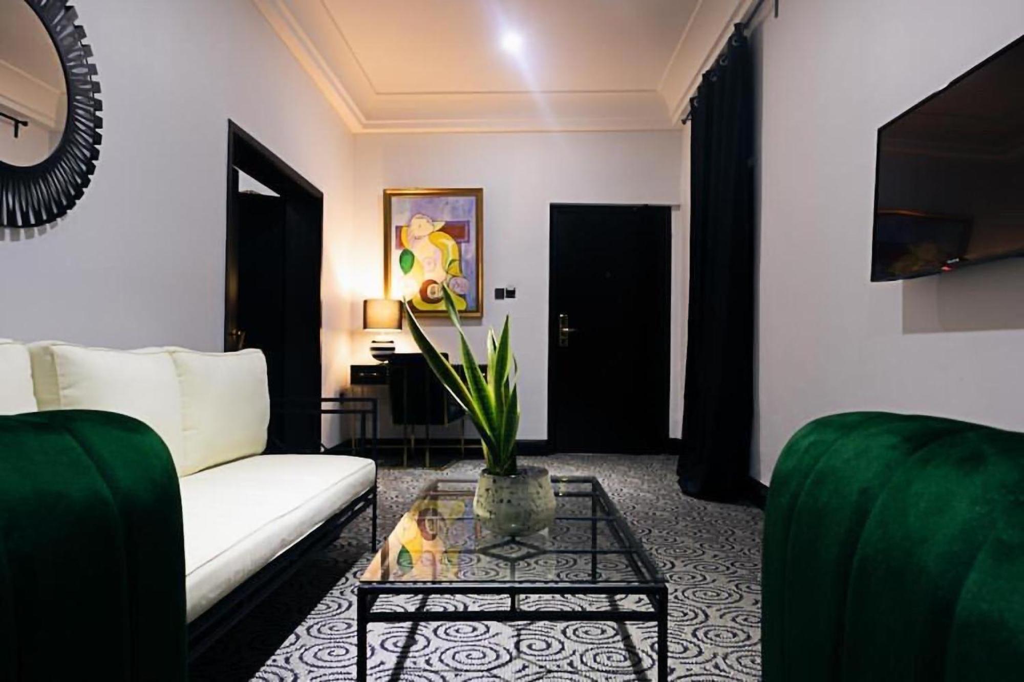 Muse Boutique Hotel 에누구 외부 사진
